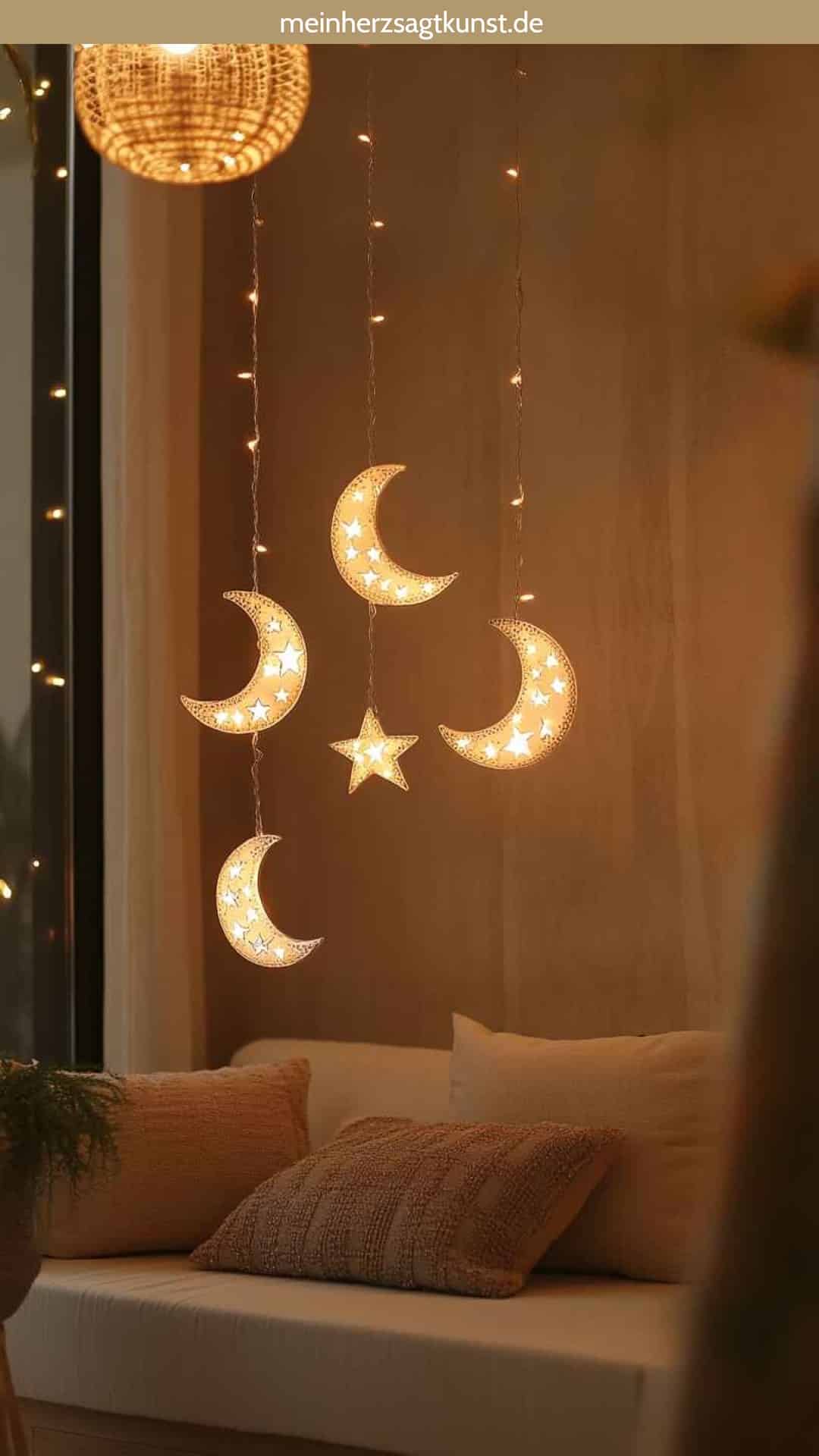 Ramadan Deko mit Stern- und Mondlichterketten, stimmungsvoll